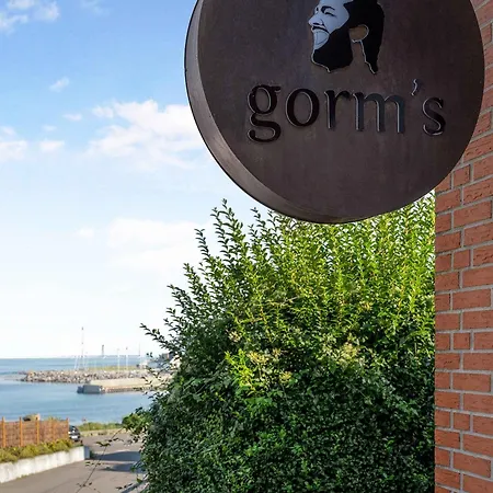 7 At Solgaarden Arsdale